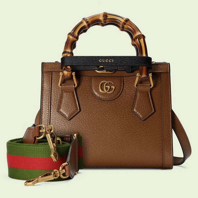 Gucci Handbags 746